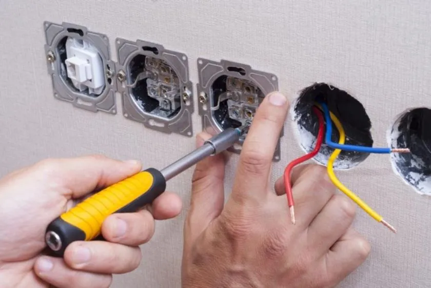 ELEKTRİK ELEKTRONİK BAKIM ONARIM MONTAJ