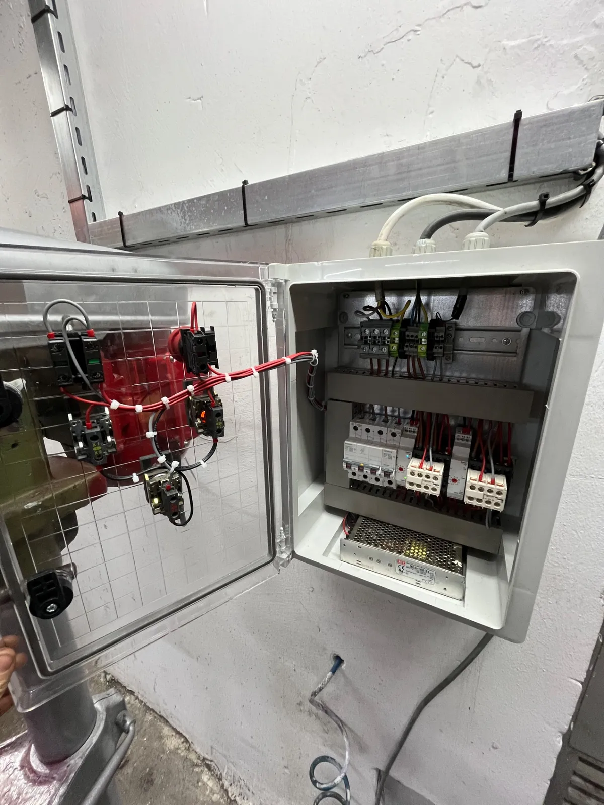 TÜM ELEKTRİK VE KAYNAK ARIZA BAKIM MONTAJ YAPILIR