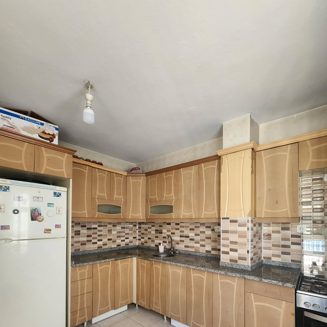 Her türlü mobilya kapı mutfak dolabı boyanır